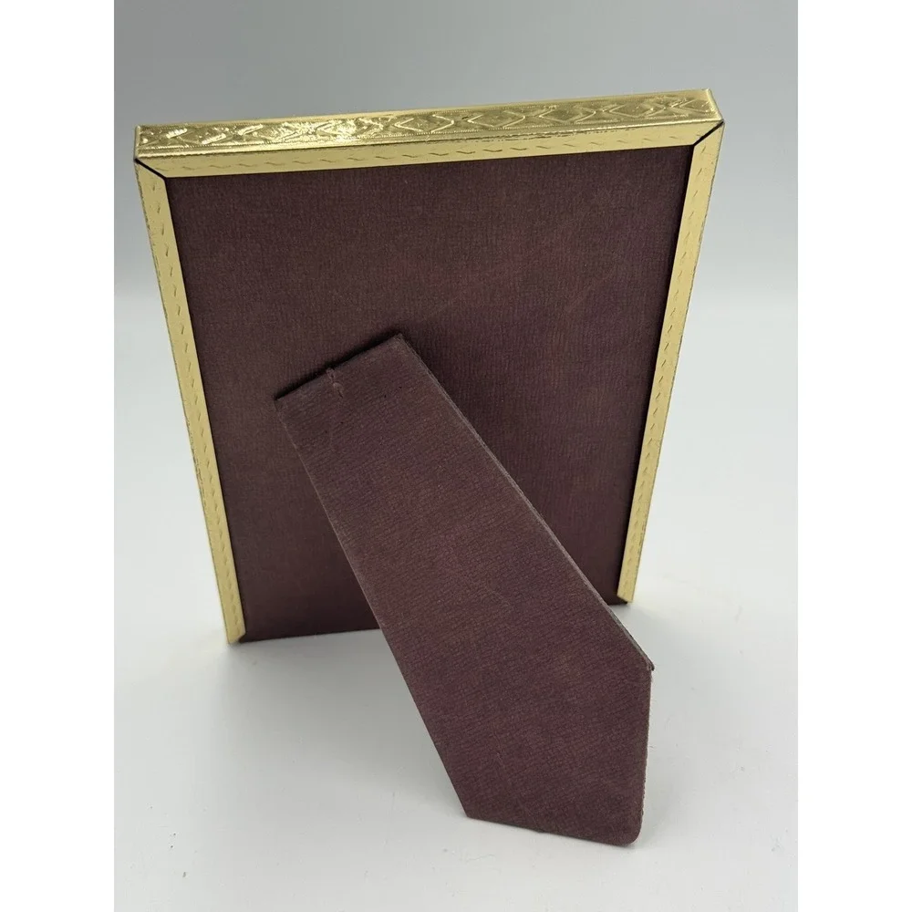 Vintage Gold Metal Picture Frame ~5x7 Minimalist Tabletop